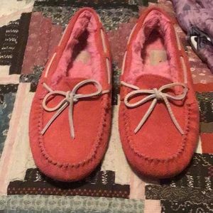 Cute pink ugg slippers